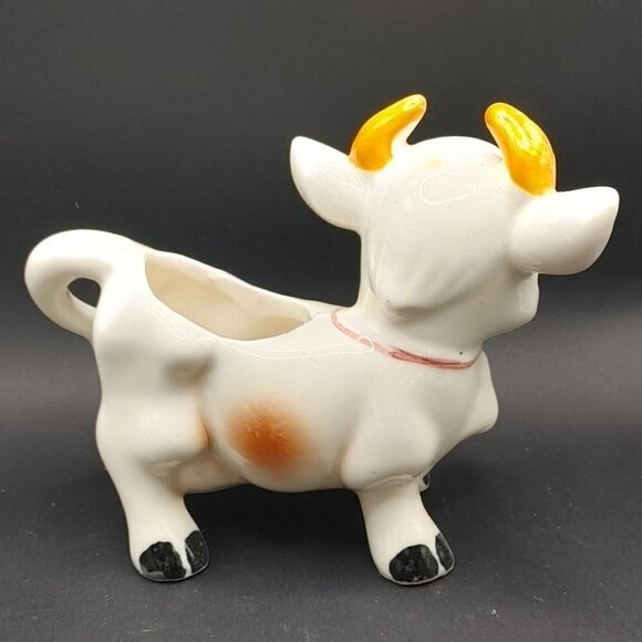 Vintage Porcelain Figure Set 3 Pieces Salt, and Pepper Spreader Milk Jug - Picture 6 of 11